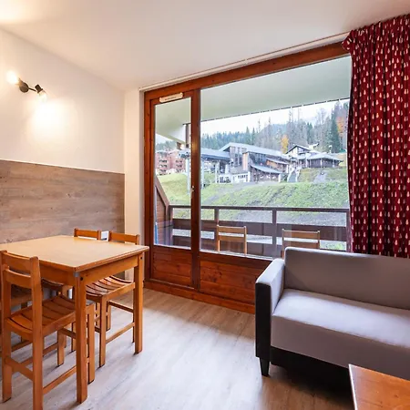 Les Eterlous N°28 - 2p4 Appartement *